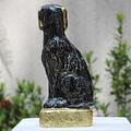 Estatuilla Perro Orejas de Oro