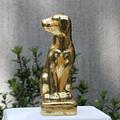 Estatuilla de Perro recubierta en oro