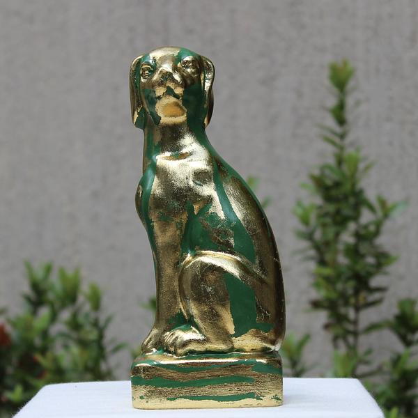 Estatuilla Verde de Perro recubierta en oro laminado